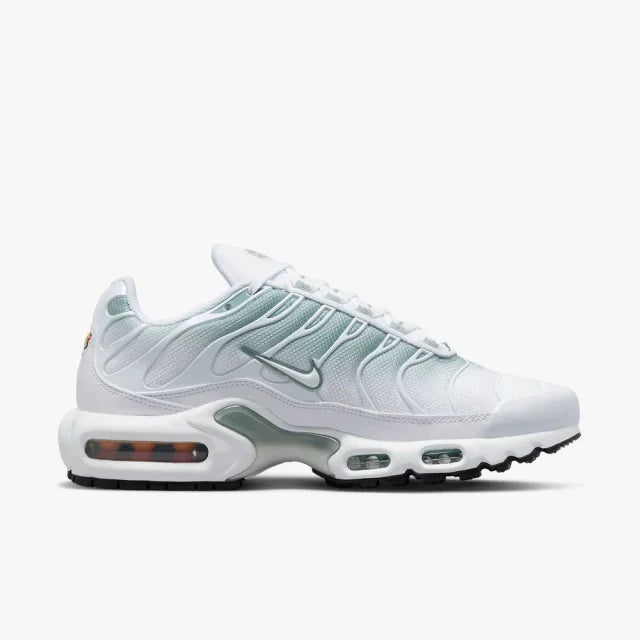 NIKE AIR MAX PLUS TN "MICA GREEN" - PRONTA ENTREGA